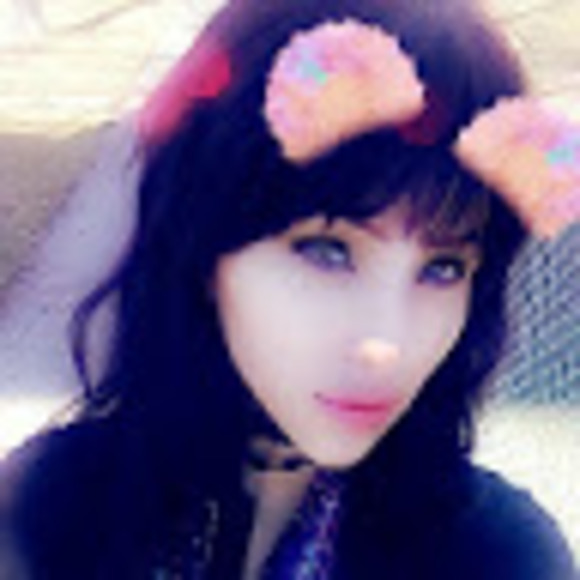 Meet your Posher, Justice - Picture 1 of 1